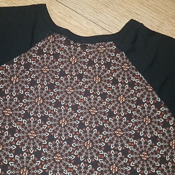 LulaRoe Randy Baseball Tee - Picture 11 of 13